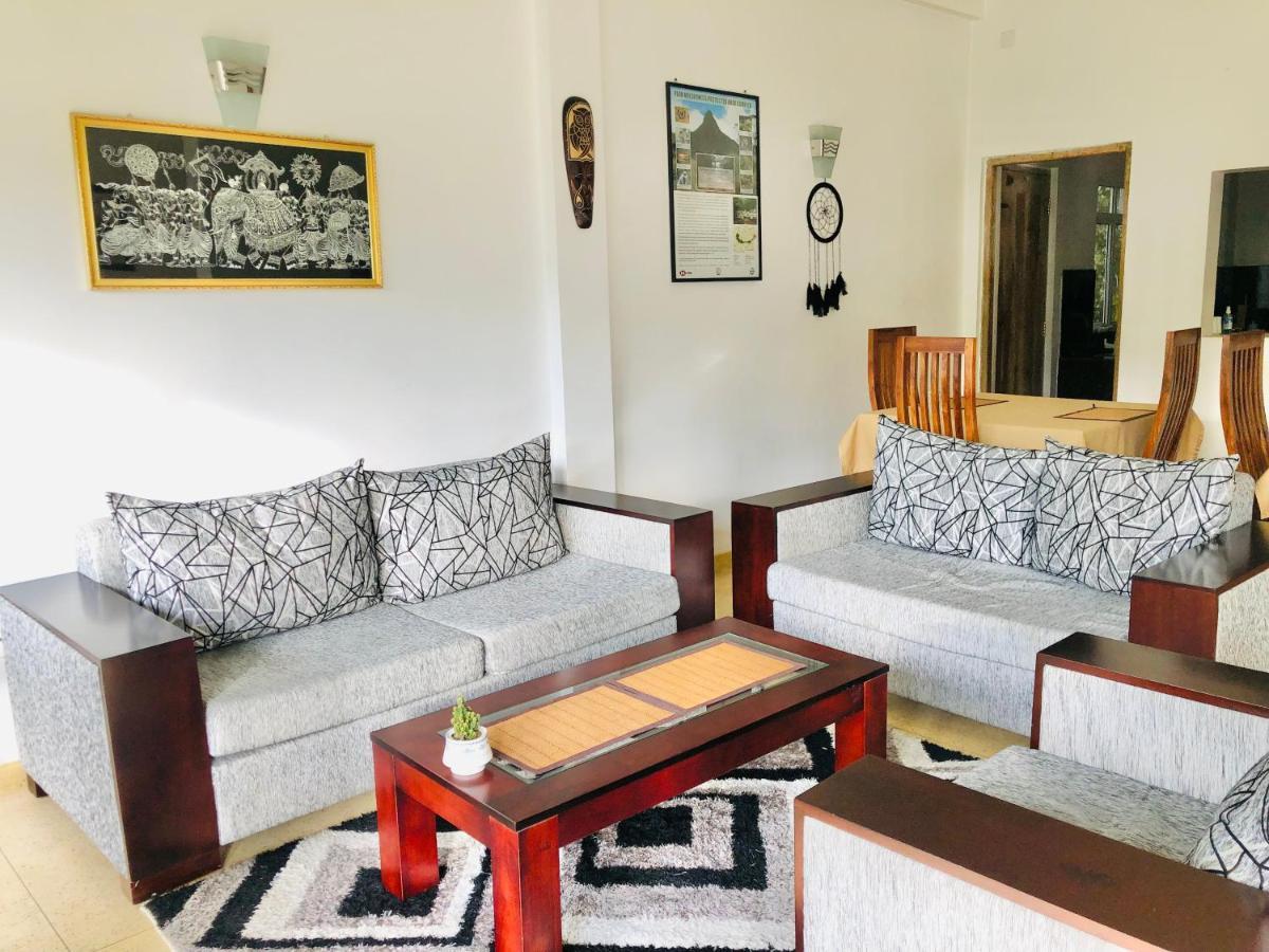 Seeming Lodge Nuwara Eliya Exteriör bild
